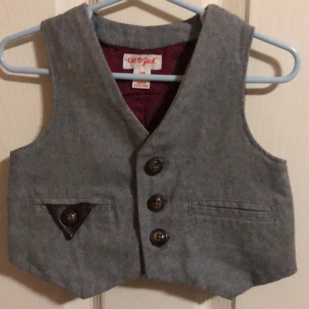 💜 2 for $10! Cat & Jack chevron stripe vest
